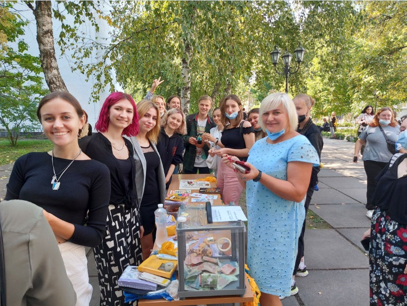 Благодійний ярмарок