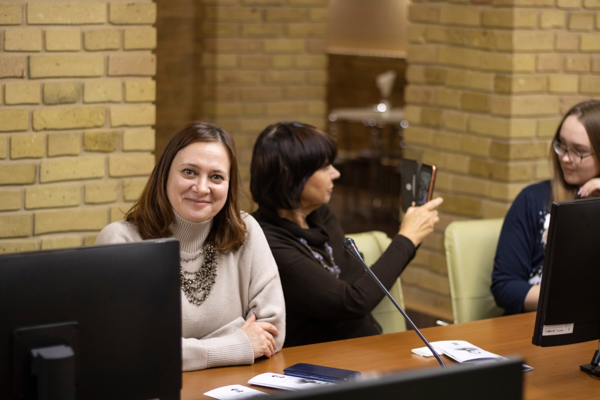 08 03 23 Школа кураторів Фото 2