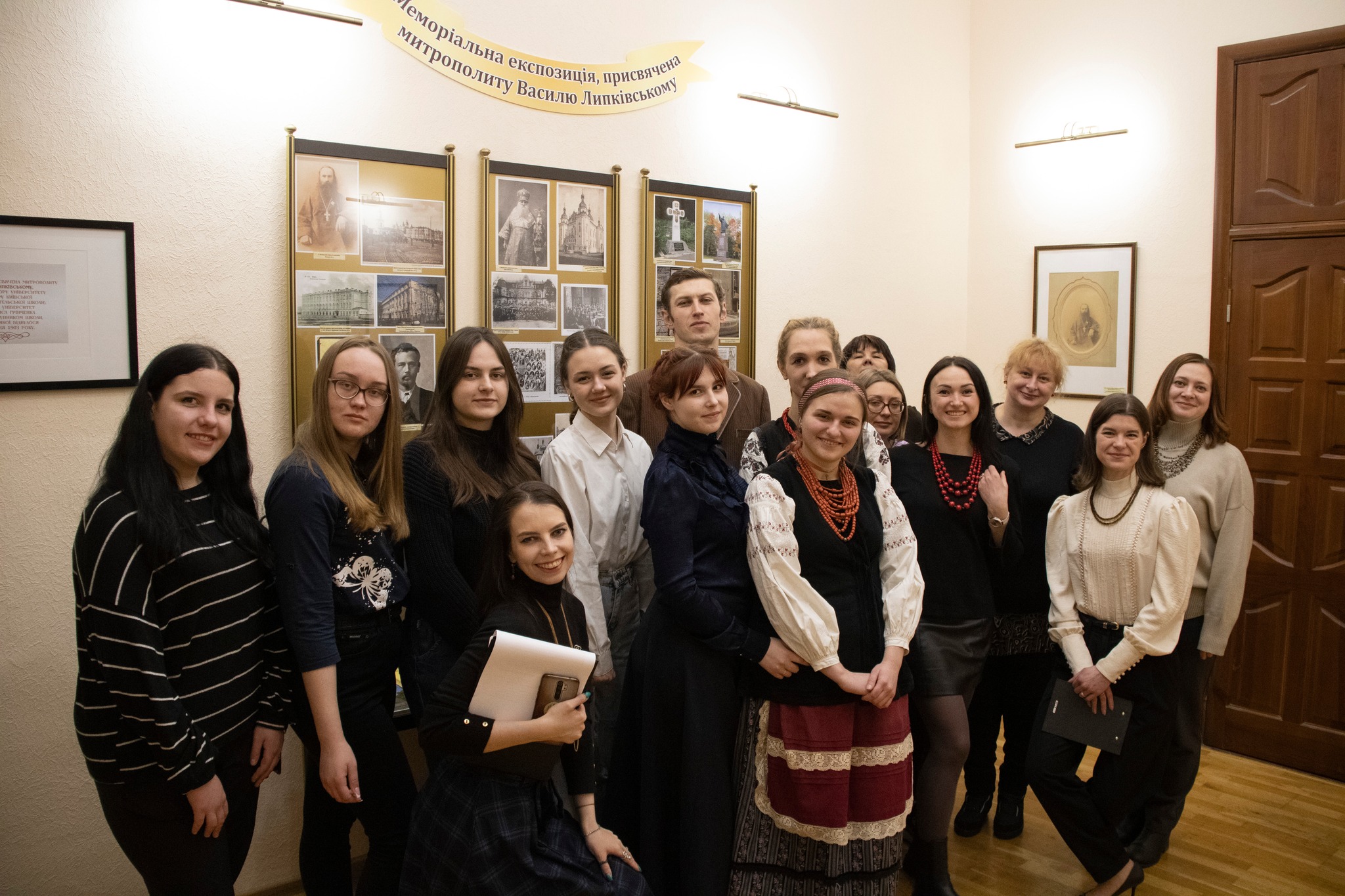 08 03 23 Школа кураторів Фото 5