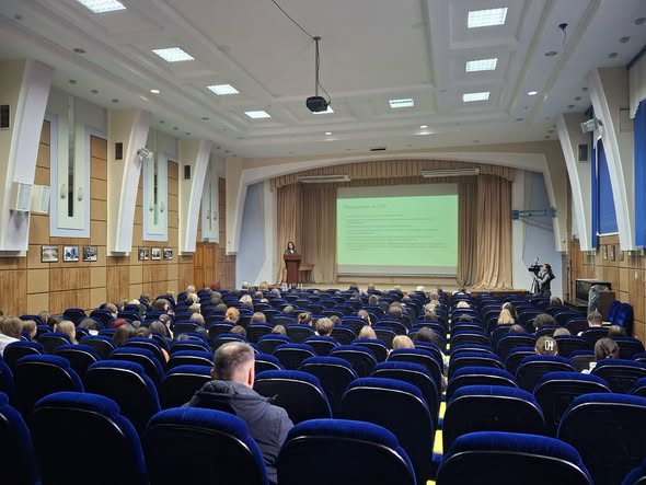 учасники Симпозіуму