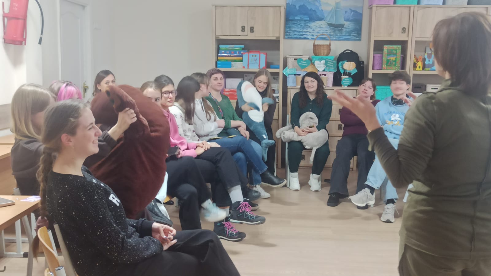 03 12 2025 фото 5 майстер клас Використання мякої іграшки в роботі з дітьми тиждень КСПСР