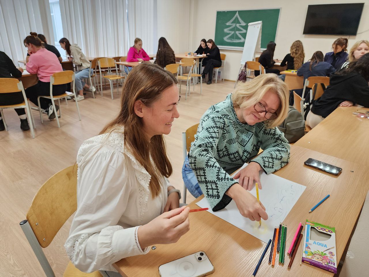 07 11 25 5 Бінарне практичне заняття командоутворення арттерапія