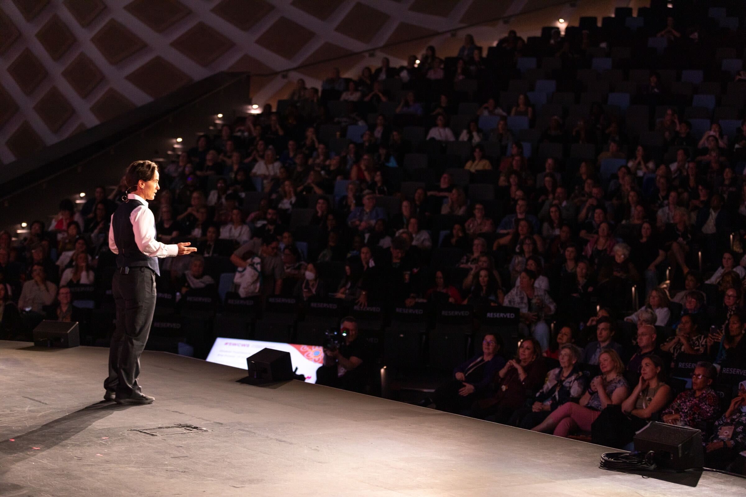 Олена Шевченко Сідней1